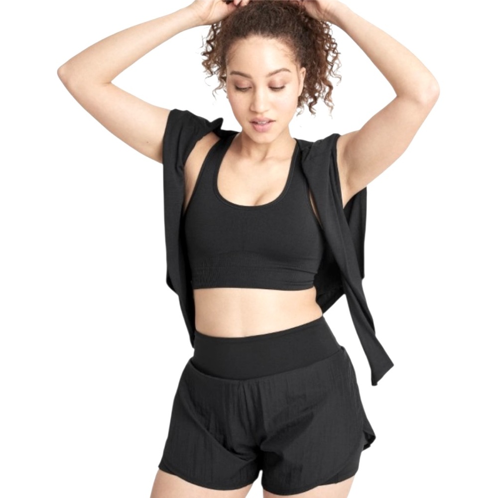 Women's NWOT All In Motion Seamless Medium Support Racerback Midline Sports Bra